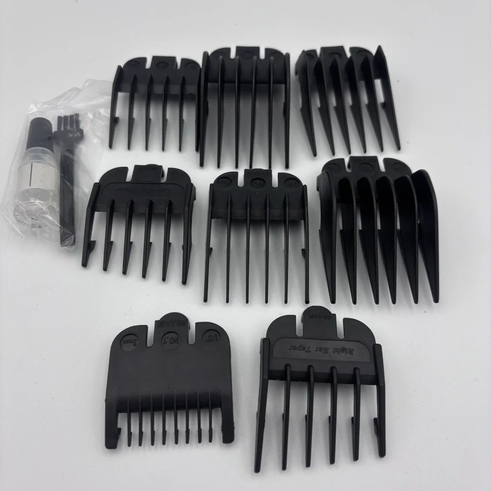 Wahl Performer Home Haircutting Clipper Kit CMCO Clippers 8 Guide Combs Case EUC